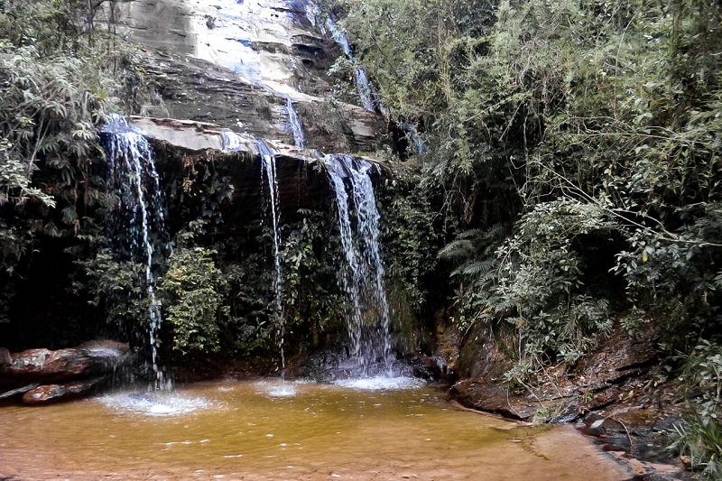 cachoeira-três-pingos-em-lavras-novas-minas-gerais